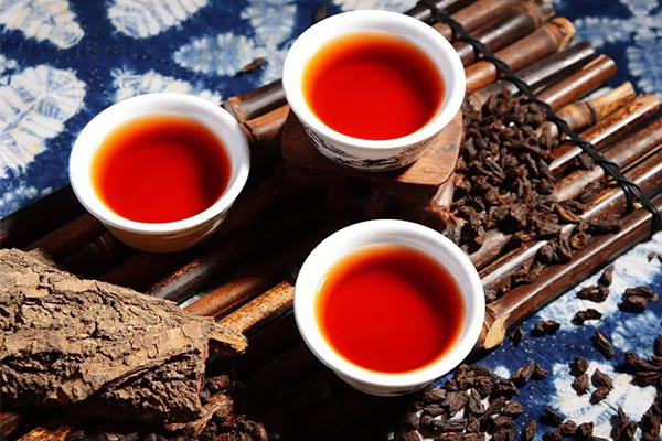 长期喝黑茶有副作用吗（长期喝黑茶有副作用吗?）